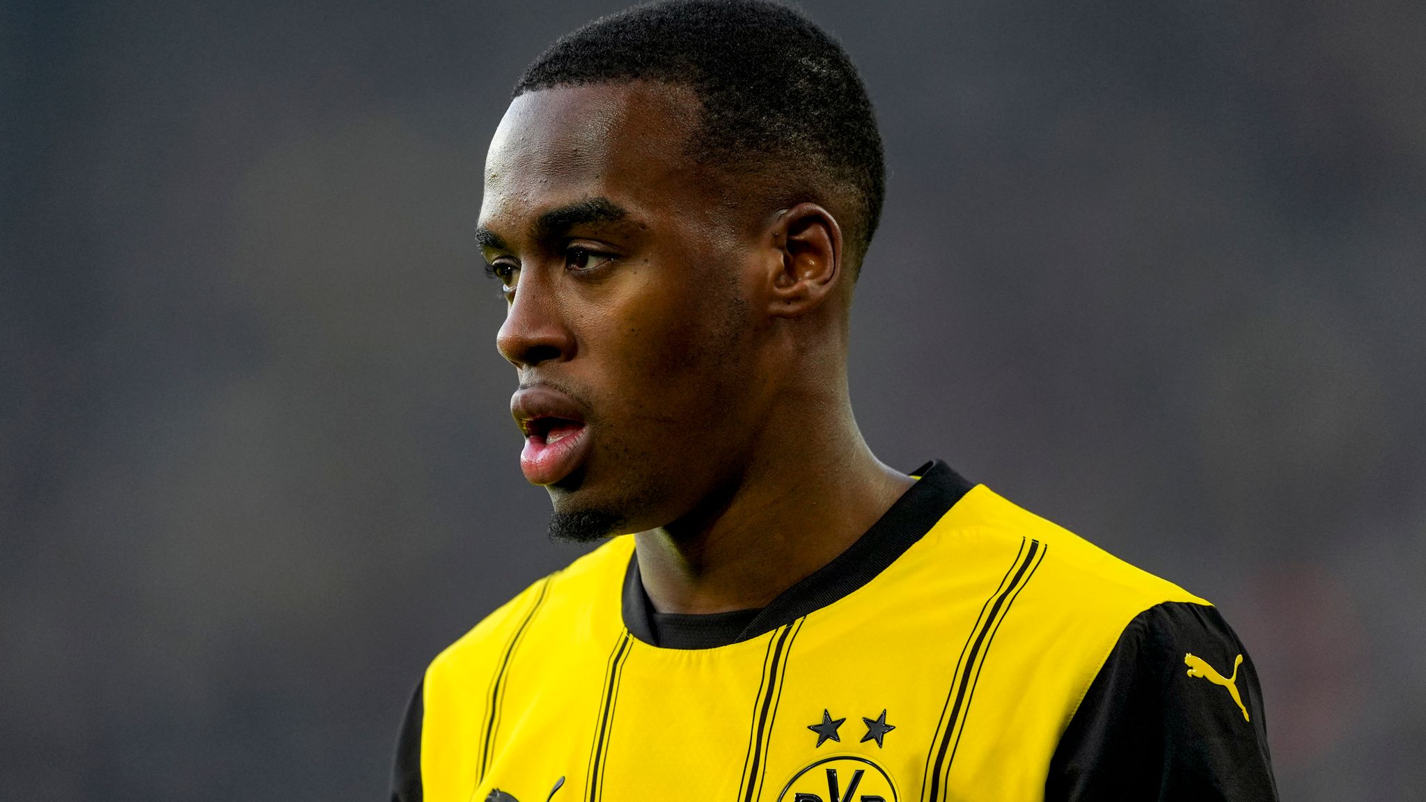 Chelsea Pursue Dortmund’s Jamie Bynoe-Gittens in Strategic Move to Bolster Attack